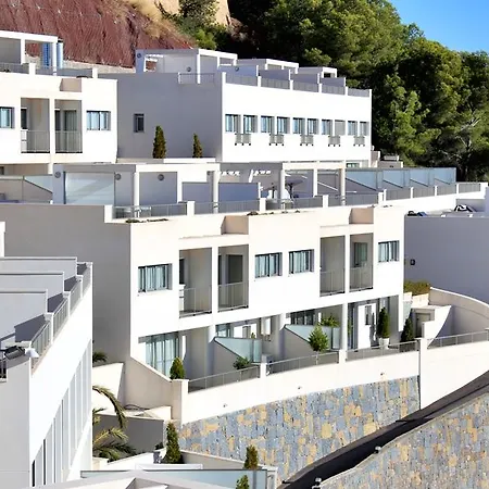 Colina Θέρετρο